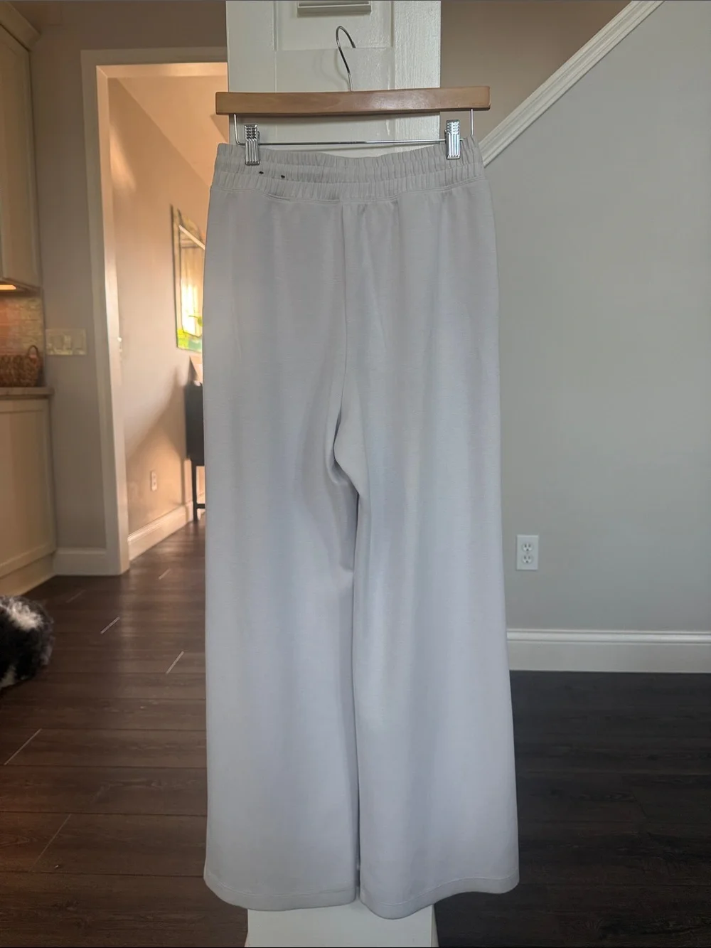 Gilly Hicks by Hollister Active Cool Down Wide-Leg Pants in Stone Medium